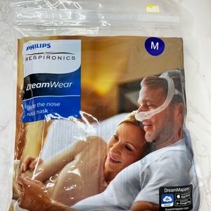 COPY - Respironics Dreamwear Mask